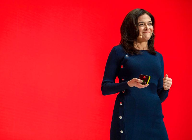 ▲臉書元老級人物、Meta營運長桑柏格（Sheryl Sandberg）宣布辭職。（圖／美聯社）