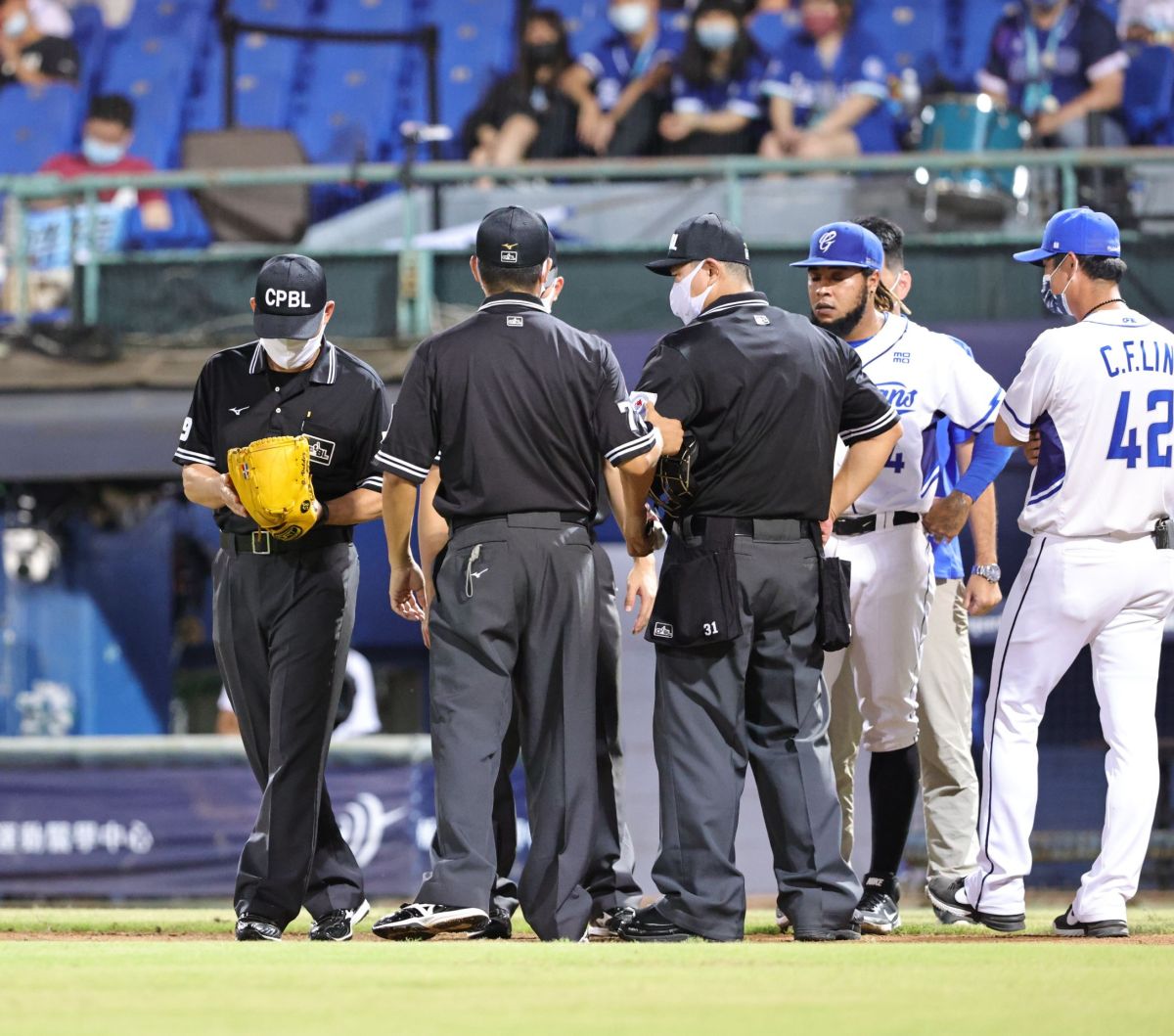 ▲富邦威迪茲被驅逐出場。（圖／味全龍提供）