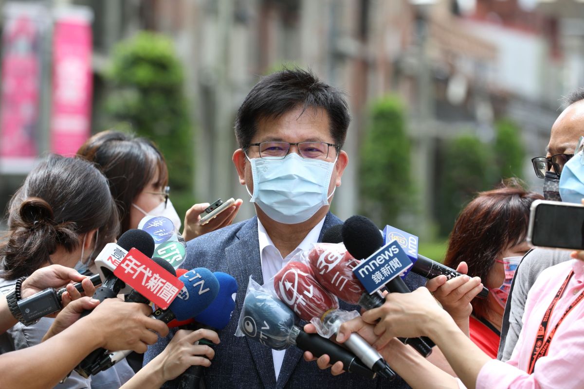 ▲林佳龍表示，如果是衛福部長陳時中代表民進黨出戰台北市，自己也會全力輔選。（圖／林佳龍辦公室提供）