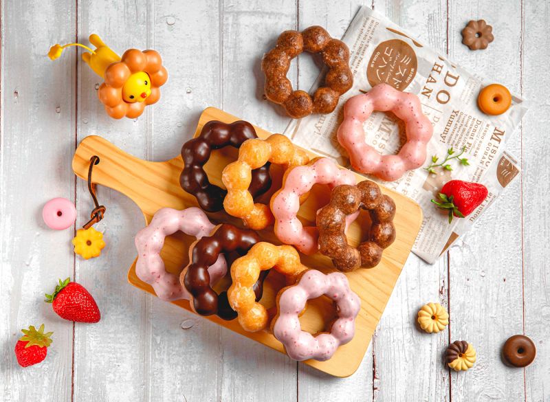 ▲Mister Donut推出「爸氣情人」優惠活動，指定甜甜圈、點心6入189元。（圖／Mister Donut提供）
