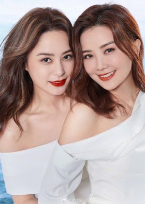 《乘風破浪的姐姐3》 ▲阿嬌(左)和阿Sa即使遭遇多重難關,絕不單飛。翻攝阿嬌微博