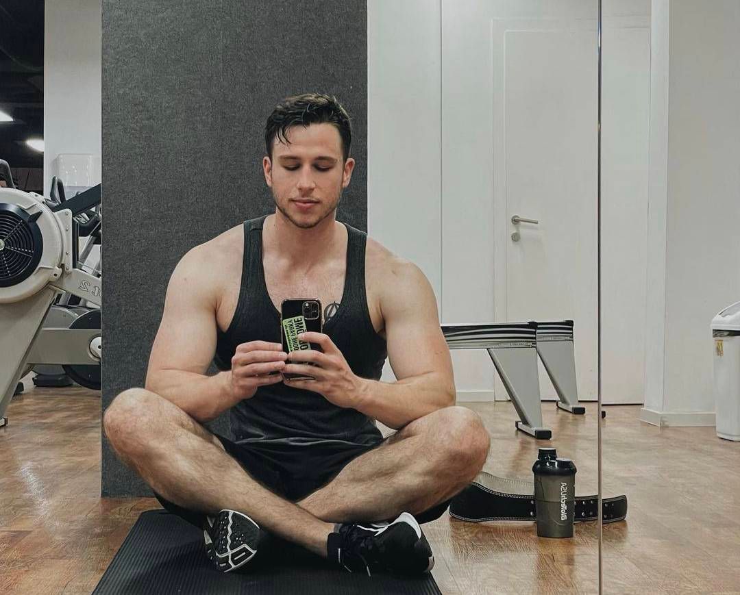 ▲斯洛伐克議員史丹奇克來台參訪，因外表帥氣而爆紅。（圖／翻攝史丹奇克instagram）