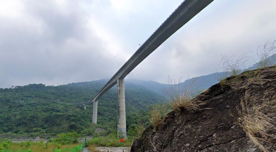 ▲屏東谷川大橋9日驚傳女子墜橋意外。（圖／GoogleMap）