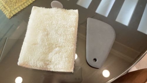 譚敦慈私房洗碗用品,刮刀和洗碗布。(圖/譚敦慈提供) ▲譚敦慈私房洗碗用品,刮刀和洗碗布。(圖/譚敦慈提供)