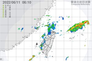 ▲今（11）日鋒面再度南移至台灣附近，各地天氣不穩定，容易有陣雨或是雷雨情形發生。（圖／中央氣象局）