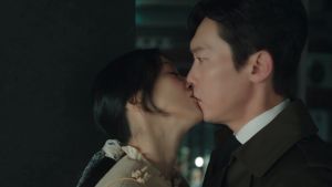 ▲劇中,徐睿知跟朴秉恩關係更進一步。(圖/翻攝tvN) ▲劇中,徐睿知跟朴秉恩關係更進一步。(圖/翻攝tvN)