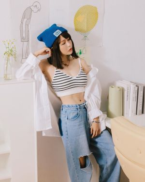 ▲阿樂多才多藝,還會彈鋼琴、小提琴。(圖/阿樂IG) ▲阿樂多才多藝,還會彈鋼琴、小提琴。(圖/阿樂IG)