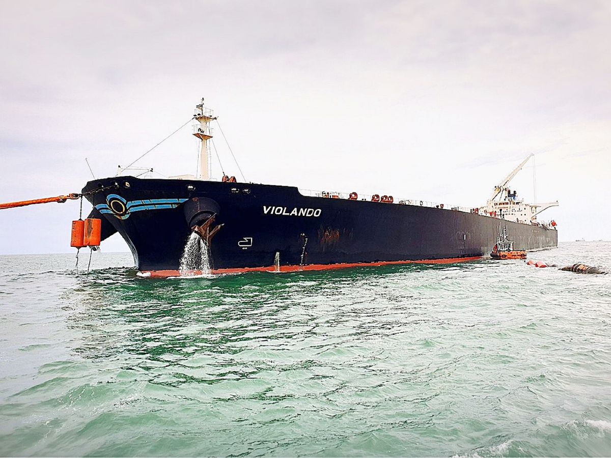 ▲台灣中油與亞塞拜然國營石油公司合作進口首批碳中和原油，首批貨油今（12）日凌晨抵台。（圖／中油提供）