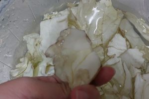 高麗菜邊緣全發黑！達人「1步」輕鬆化解　網讚：學到了
