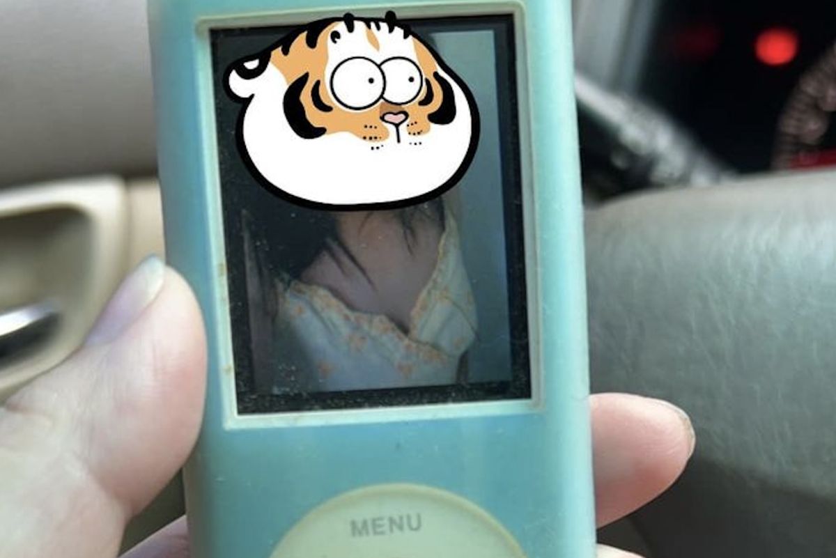 ▲一名網友被老婆從車上翻出10幾年前的MP4，不但開得了機，還被發現裡頭有前女友的清涼照。（圖／翻攝自爆廢公社公開版）