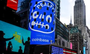 Coinbase 比特幣 ▲全美最大加密貨幣交易所Coinbase宣布裁員18%。(圖/美聯社/達志影像)