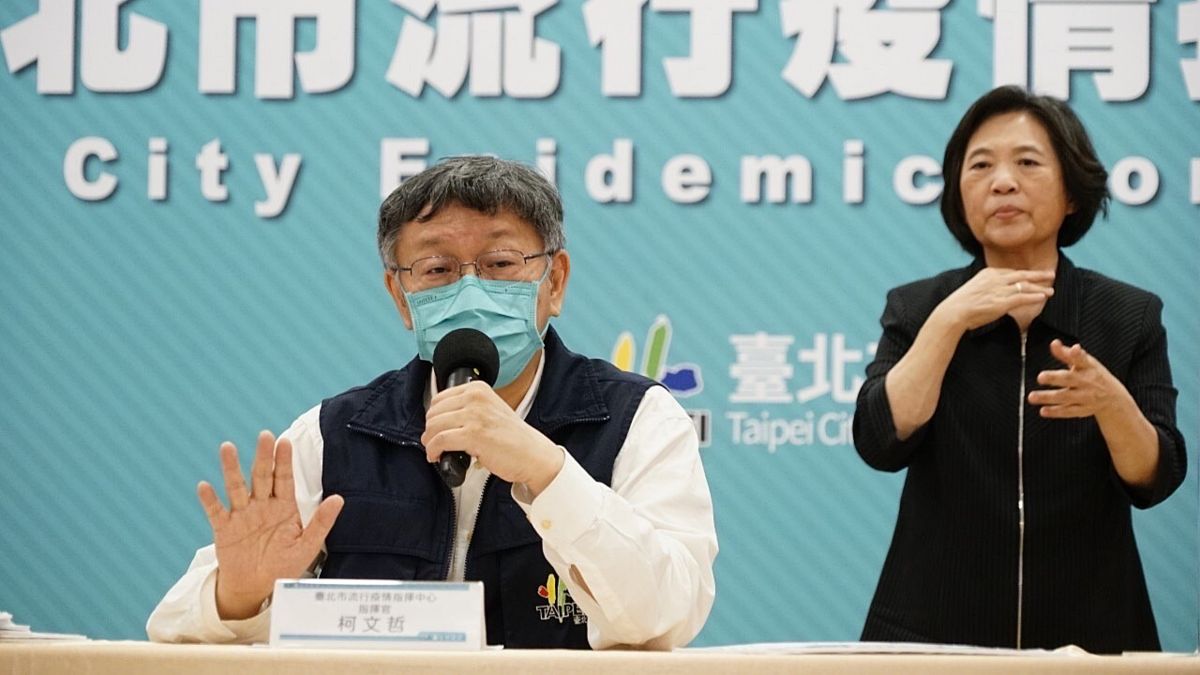 ▲針對日前以媽媽嗆林佳龍挨批媽寶，台北市長柯文哲15日表示，自己原本要講諷刺性笑話，沒想到不是很成功。（圖／台北市政府提供）