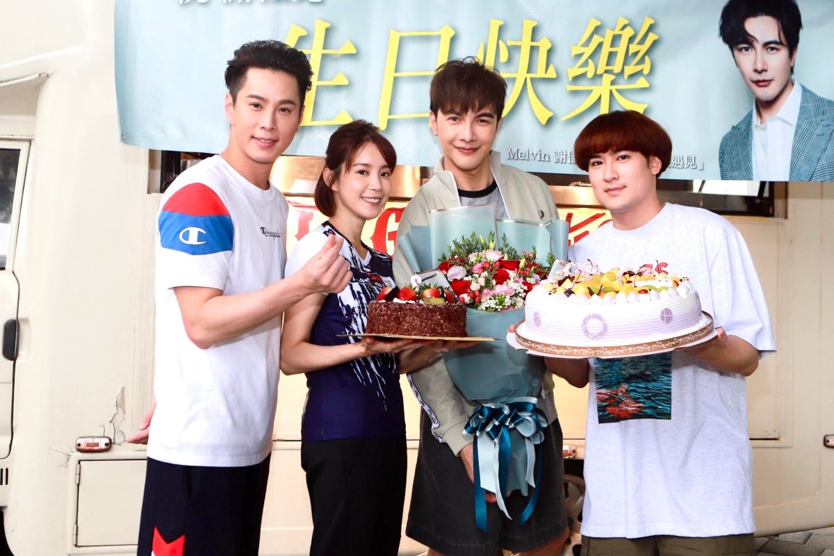 ▲吳東諺（左起）、程予希、謝佳見、沈建宏在宜蘭拍攝羽球特訓課程。（圖／民視提供）