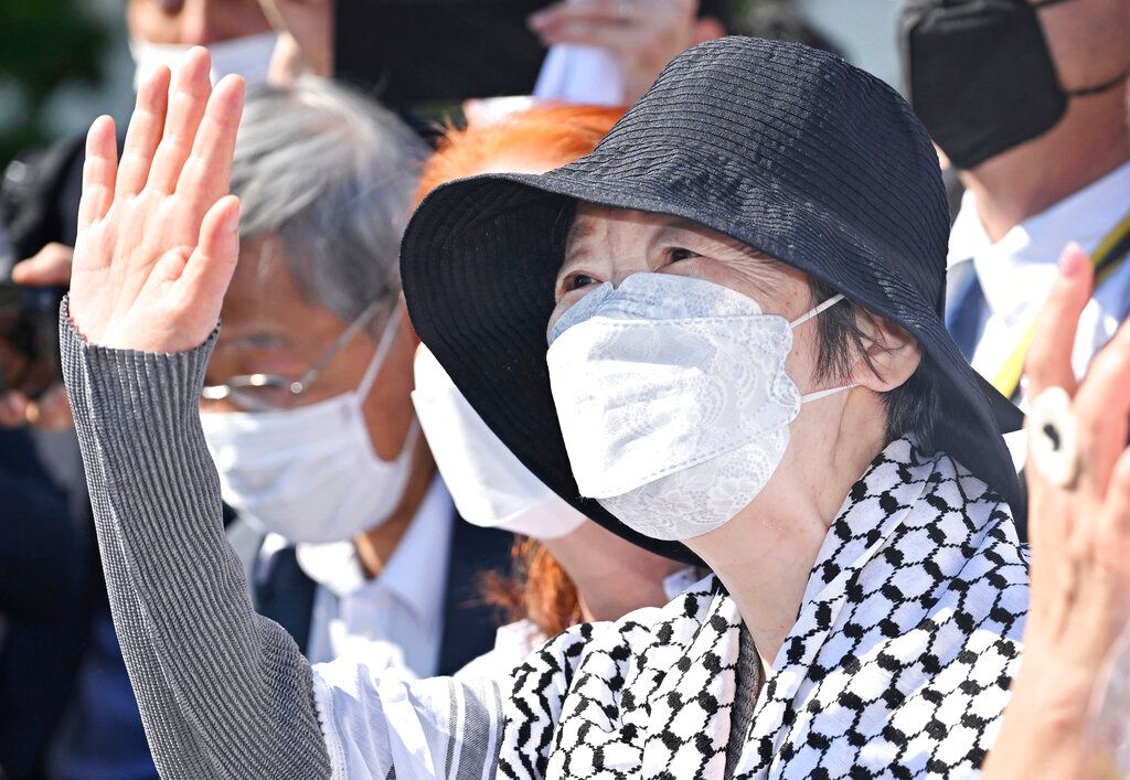 ▲昔日的國際恐怖組織日本赤軍創辦人重信房子今年終於假釋出獄，看起來像溫和老嫗的她，年輕時卻是持槍劫機的「恐攻女魔頭」。（圖／美聯社）