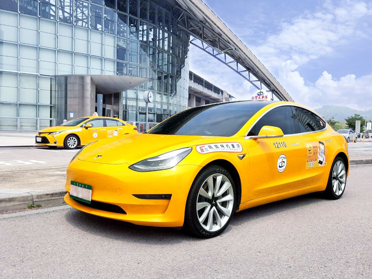 ▲味全龍環保主題車。（圖／味全龍提供）