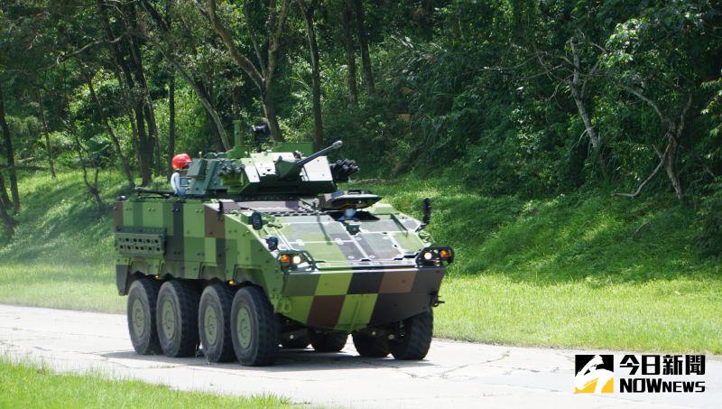 ▲國防部邀請媒體前往南投集集兵崗營區軍備局生產製造中心第209廠,親身體驗CM34 30鏈砲戰鬥車優越的性能。(圖/記者呂炯昌攝,2022.06.16)