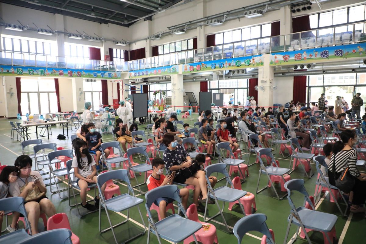 ▲中市兒童莫德納疫苗第二劑校園快打站開打(圖／市政府提供2022.6.18)