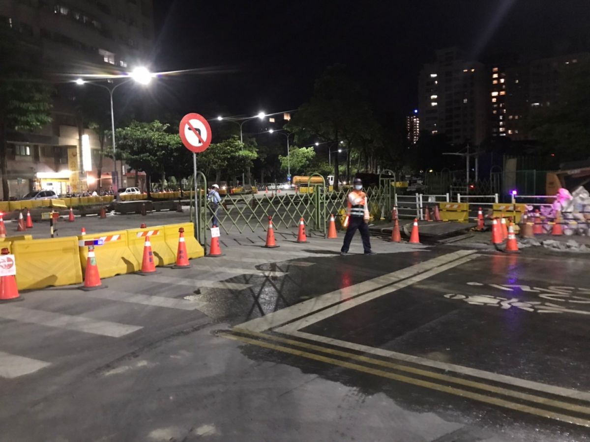 ▲捷運局表示相關的安全措施已經改善完成，各工區於工作完成後均已關閉大門。（圖／高市府捷運局提供）