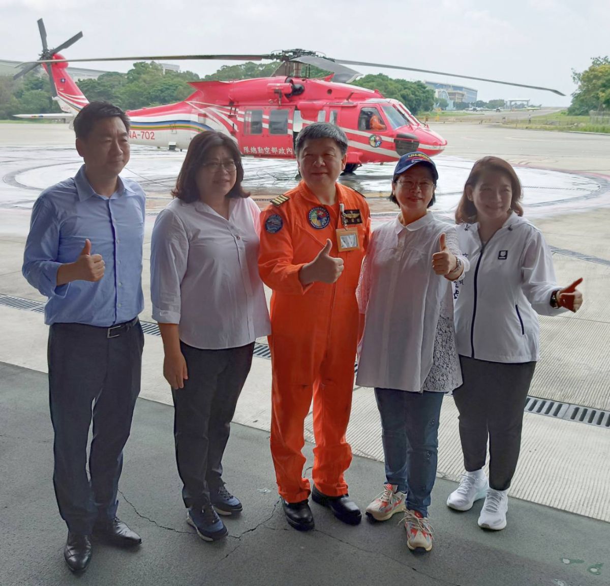 ▲立院內政委員會赴空中勤務總隊台中駐地考察。(圖／湯蕙禎國會辦公室提供)