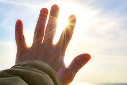 ▲今日是夏至，是一年之中白晝最長、黑夜最短的一天。（圖／取自photoAC）