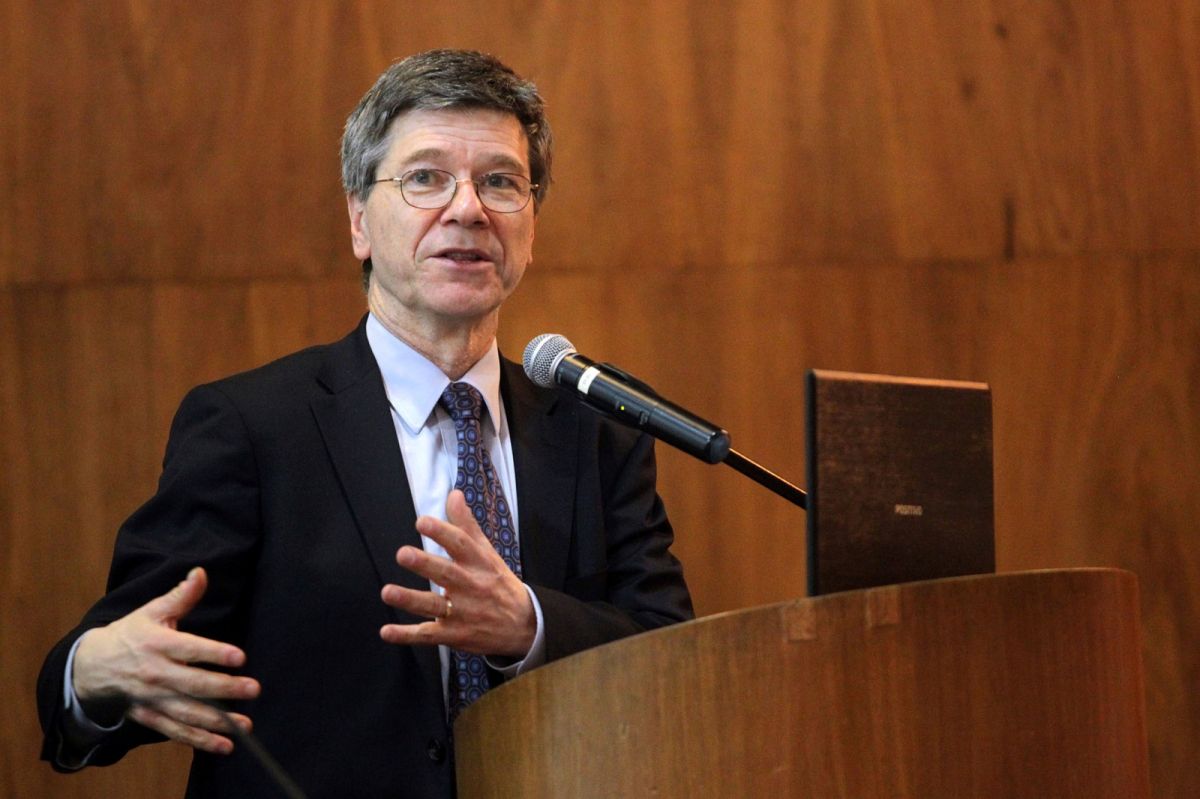 ▲俄烏戰爭即將滿4個月，唐獎永續獎得主薩克斯憂心衝突演變成消耗戰，各國忽視能源轉型等人類永續發展重點。資料照。（圖／美聯社／達志影像）