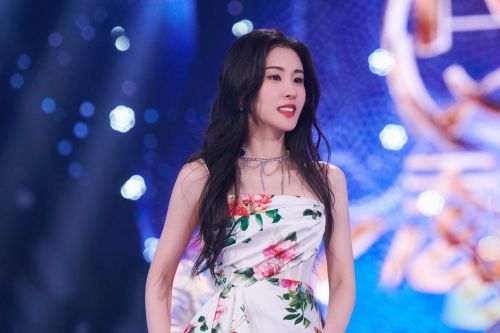 ▲張碧晨被瞎傳代孕產女。(圖/張碧晨微博) ▲張碧晨被瞎傳代孕產女。(圖/張碧晨微博)