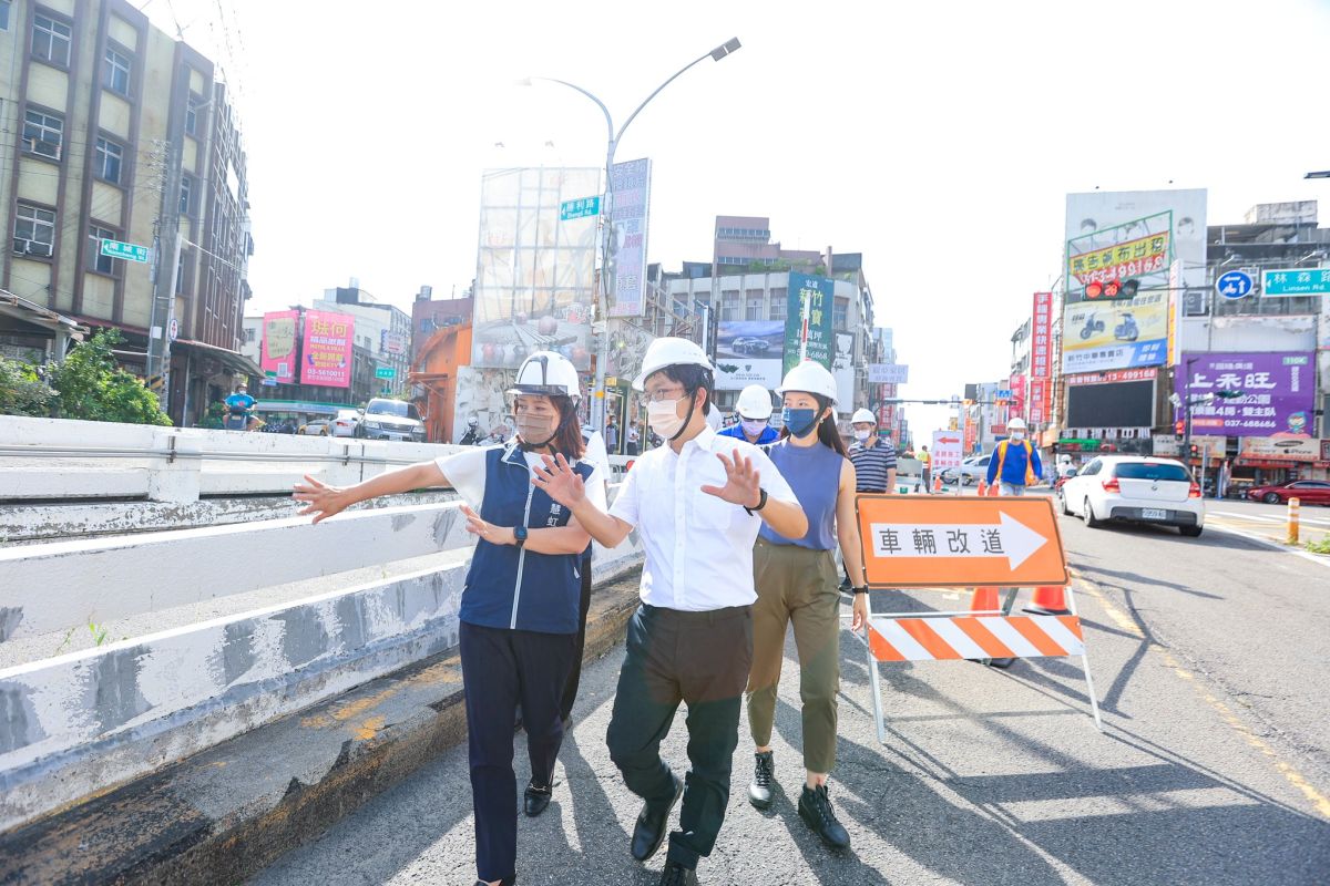 ▲沈慧虹表示，未來選戰能請到柯建銘擔任總教頭，是最大的靠山。（圖／翻攝自沈慧虹臉書）