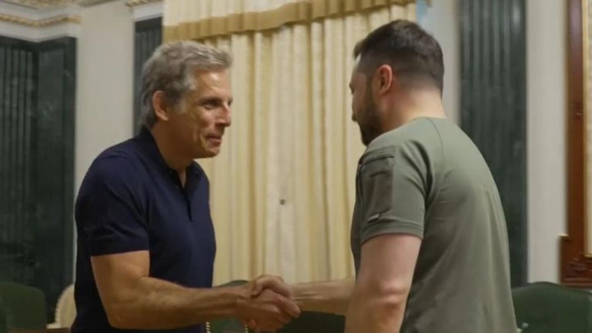 ▲俄羅斯為回應美國制裁，已再將25名美國公民列入黑名單，其中包好萊塢著名演員班史提勒和西恩潘。圖為先前班史提勒（左）在戰火下造訪基輔，會晤烏克蘭總統澤倫斯基（右）。（圖／翻攝自天空新聞）