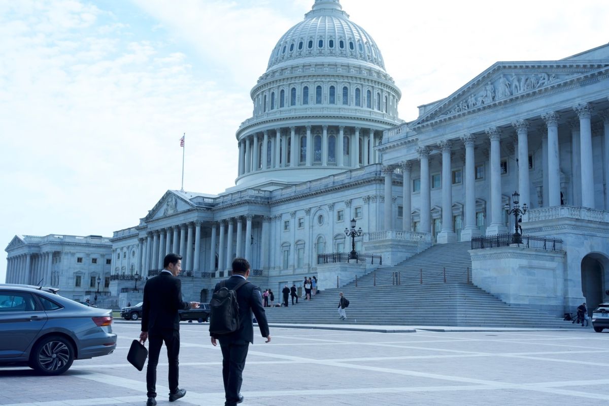 ▲林昶佐與洪申翰連袂訪美，將於華府出席世界國會議員西藏大會。（圖／林昶佐辦公室提供）