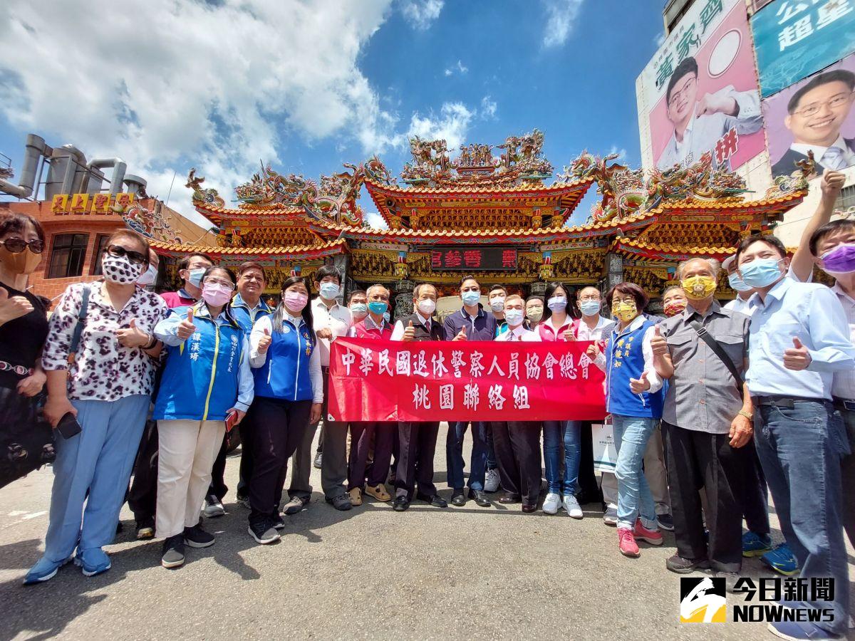 ▲張善政提到，萬美玲今早特別從立院趕回來，還有很多議員、參選人及鄉親相挺，他打從心裡感激的不得了，「這都是團結的展現」。（圖／記者李春台攝，2022.06.22）