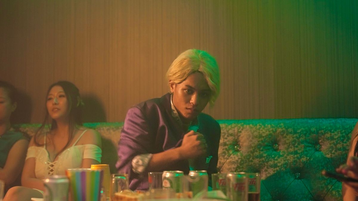 ▲潮州土狗推出新歌《假面甜心》，MV下海飾演牛郎。（圖／奇洱文創提供）