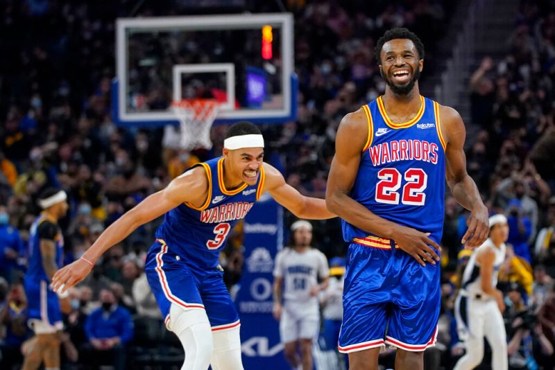 ▲Jordan Poole和Andrew Wiggins。(圖/美聯社/達志影像)