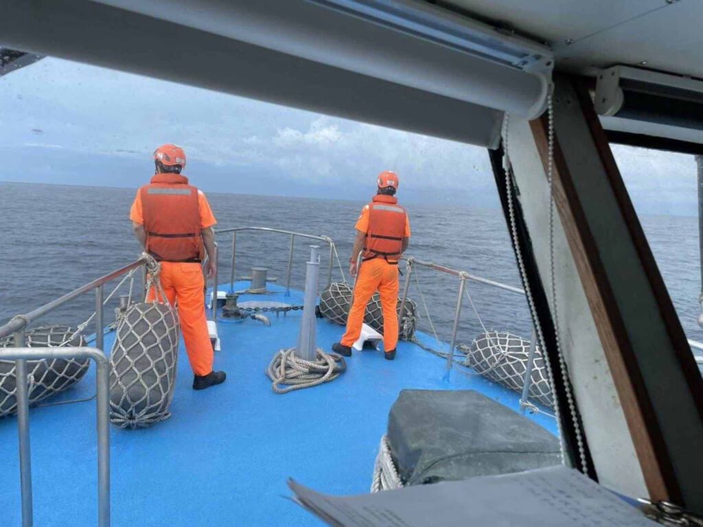 ▲來自新北的王姓男子24日在澎湖望安東吉海域潛水失聯，海巡展開海空搜尋，25日持續擴大搜尋中。（澎湖海巡隊提供）