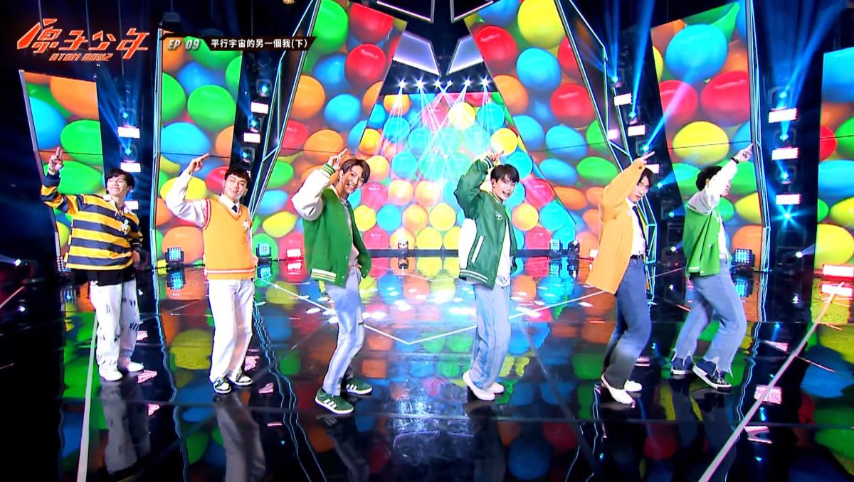 ▲「土星」挑戰甜蜜風格舞曲《Snow White》。（圖／野火娛樂提供）