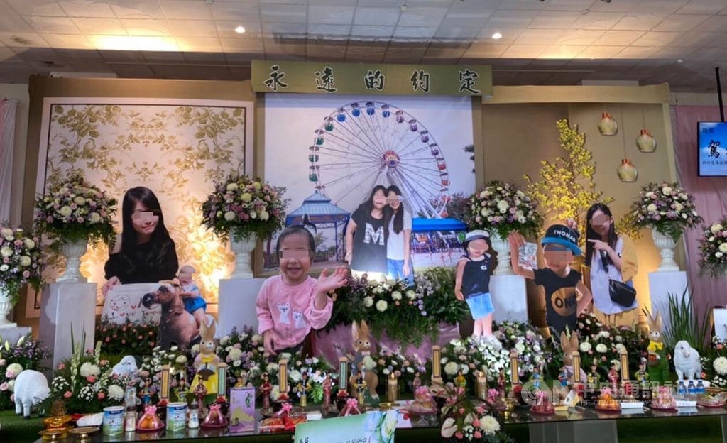 ▲新竹市正義輪胎行15日遭縱火釀陳家8人身亡，告別式於今天舉行。（圖／中央社）