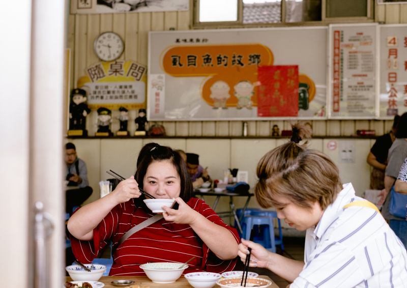 鍾欣凌「驚人肚量」吃飯全靠刷臉　自嘲爽當爛泥錄節目
