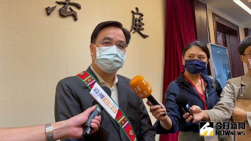 原民會主委名字刻錯！主辦單位緊急收回原民運全數獎盃
