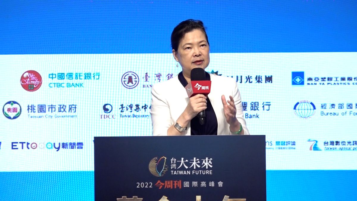 ▲面對淨零轉型挑戰，經濟部長王美花今（29）日盤點6月份經濟部有關因應氣候變遷的作業事項，稱台灣追求淨零碳排起步晚，盼能一步一步慢慢追趕上國際。（圖／朱永強攝影）