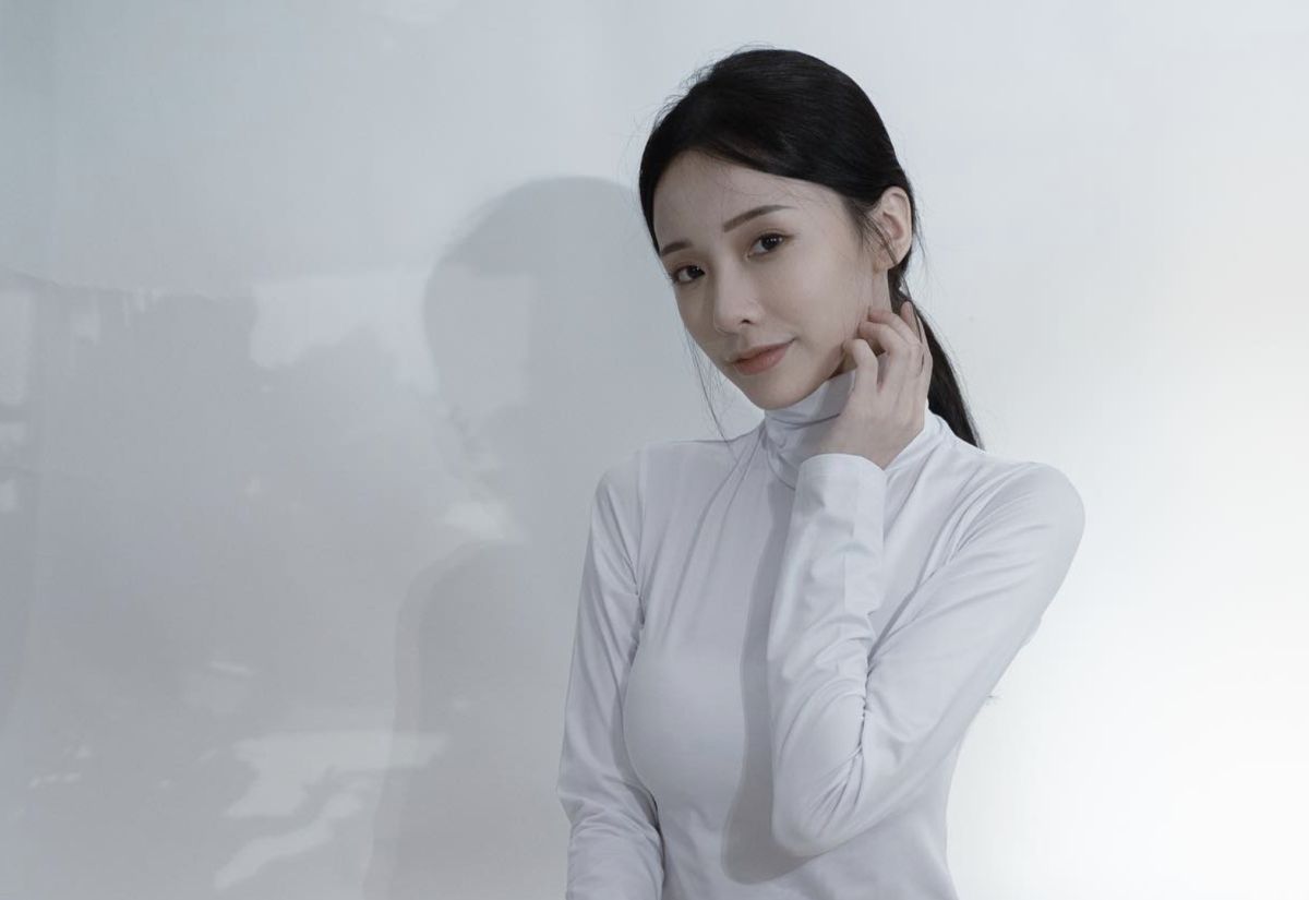 ▲當初因販售紅豆餅出名的網美「閃亮亮」29日突然發出重大聲明。（圖/閃亮亮臉書）