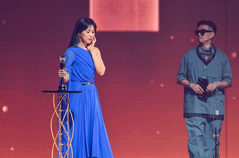 ▲蔡健雅獲頒華語女歌手、演唱錄音專輯、華語專輯、年度專輯4大獎。（圖／台視提供）
