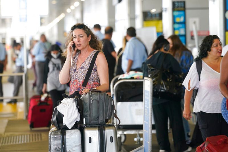 國慶連假塞爆！美機場恢復疫情前水準　近250萬民眾出遊