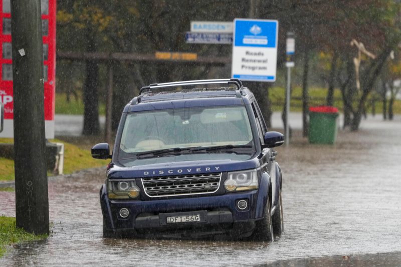 澳洲東岸豪雨灌頂大壩溢流　新州令逾3萬人撤離
