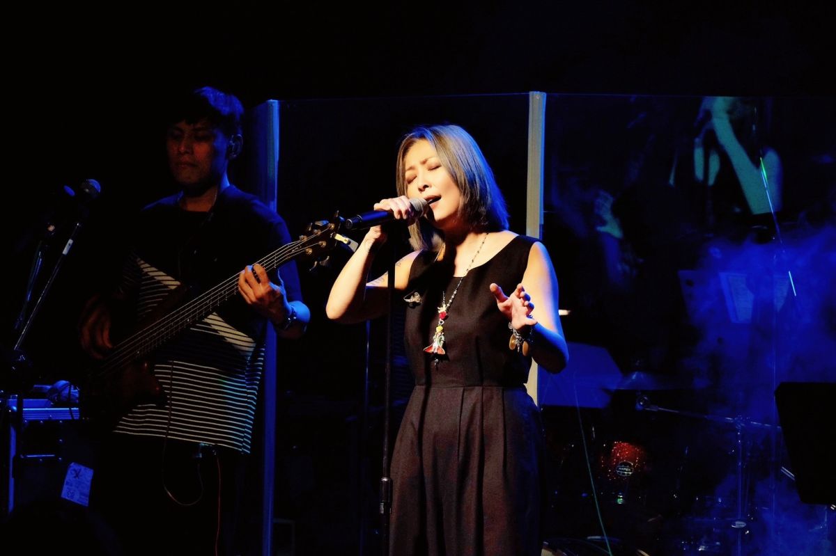 ▲林曉培自己剪髮，沒想到卻慘不忍睹。（圖／杰思國際娛樂提供）