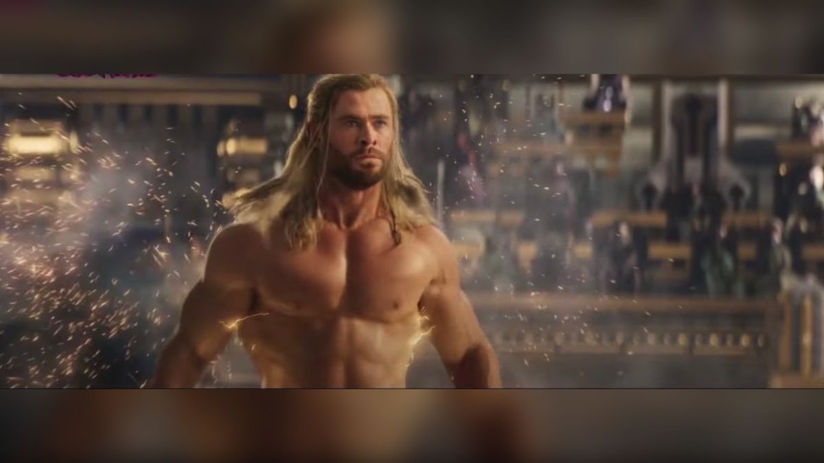 ▲有網友抱怨，身為漫威迷竟然看到睡著，僅記得主角克里斯漢斯沃裸體演出的那一段。（圖／翻攝自YouTube）