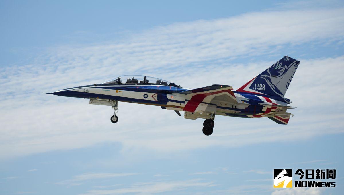 ▲國人自行研製的勇鷹高教機。（圖／記者呂炯昌攝）