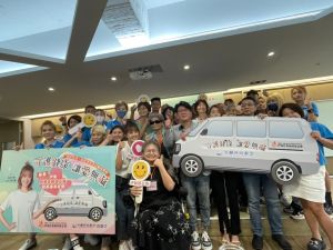 伊甸基金會攜手米蘭髮型,募資輔具清潔專車,為偏鄉身障長輩打造乾淨的輔具環境 ▲伊甸基金會攜手米蘭髮型,募資輔具清潔專車,為偏鄉身障長輩打造乾淨的輔具環境(圖/記者林怡孜攝,2022,07,06)