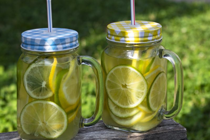 ▲檸檬4種料理方法，不僅可以搭配飲品，冷凍保存後入菜也更加方便。（示意圖／取自unsplash）