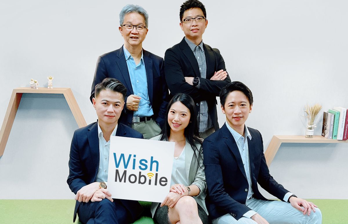 ▲前排（由左至右）為威許移動業務總監陳智豪、客戶經理陳薏安、威許移動執行長徐子軒、資深副總韋志峰（後左）、技術長林志庭（後右）。（圖／品牌提供）