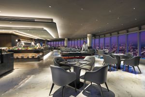 ▲50樓Cafe擁有360度環場無邊際美景，是全台最高的自助餐廳。（圖／Mega50提供）