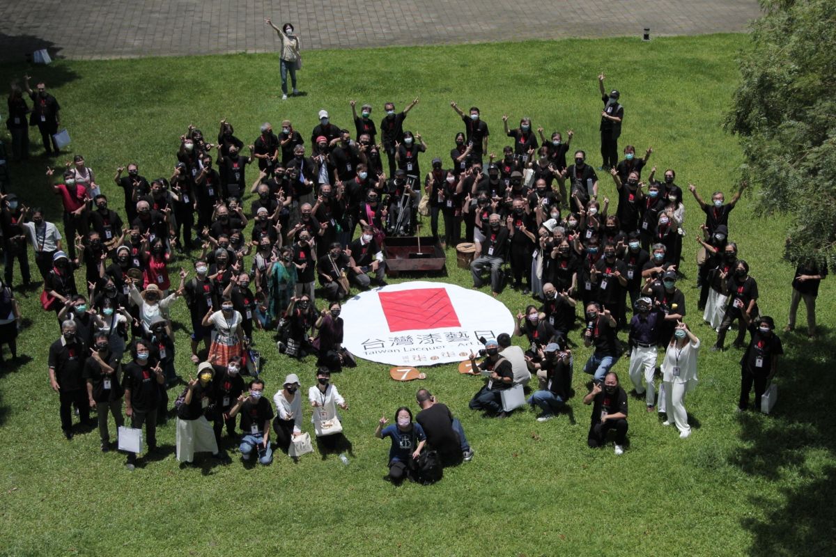 ▲來自全台漆藝人今日參加七月七日「台灣漆藝日」成立，咸認這是屬於他們的日子。（圖／漆藝協會提供）